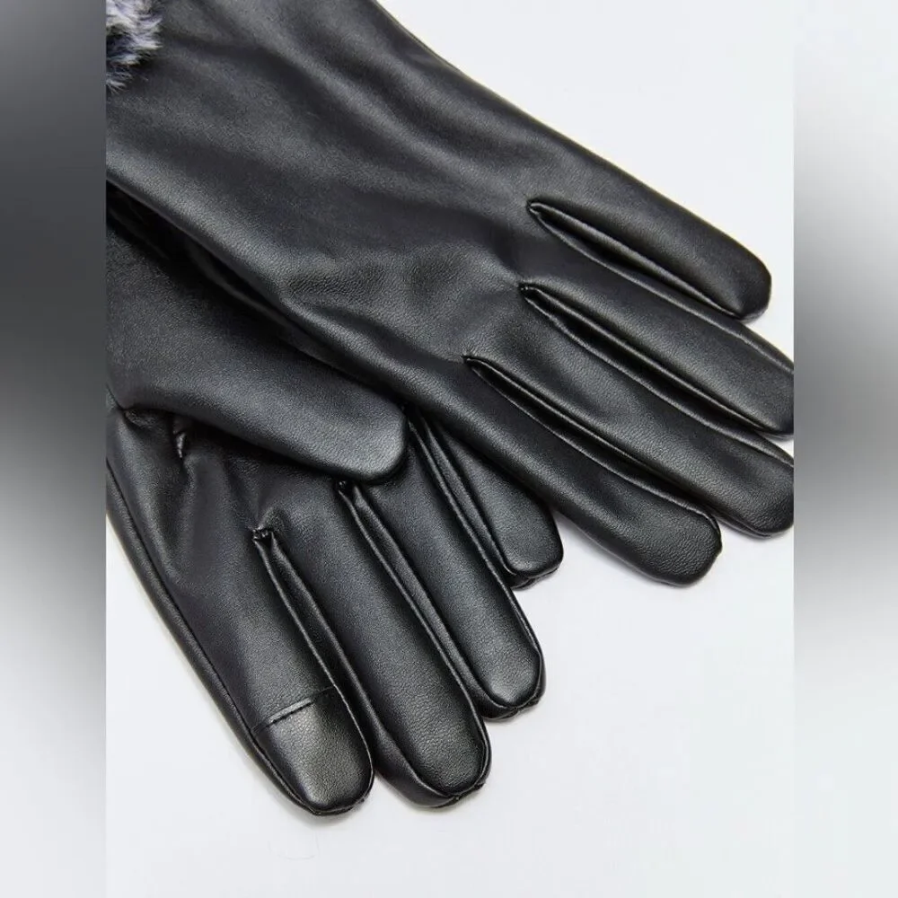 Women's Black and Grey Gloves